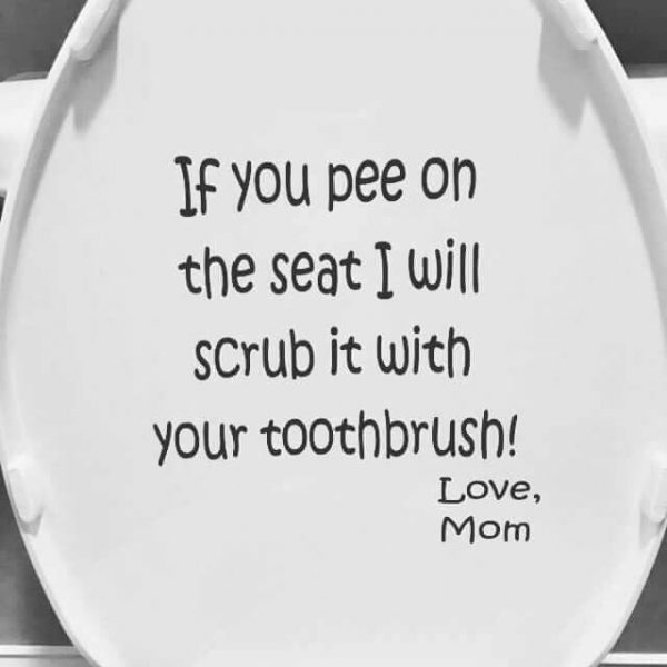 If you pee on the toilet seat | @yosoymamipr